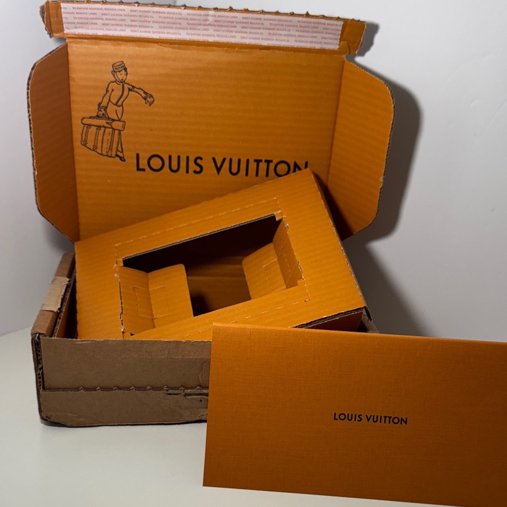 Louis Vuitton Shipping Box with insert & receipt envelope. Authentic.